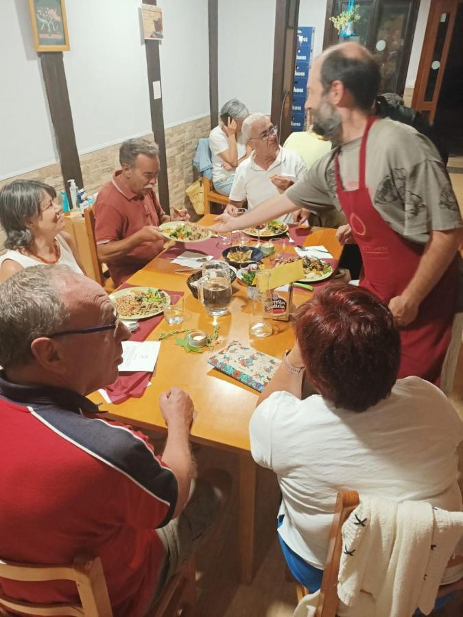 Taberna Albergue Municipal De Ages Eksteriør billede